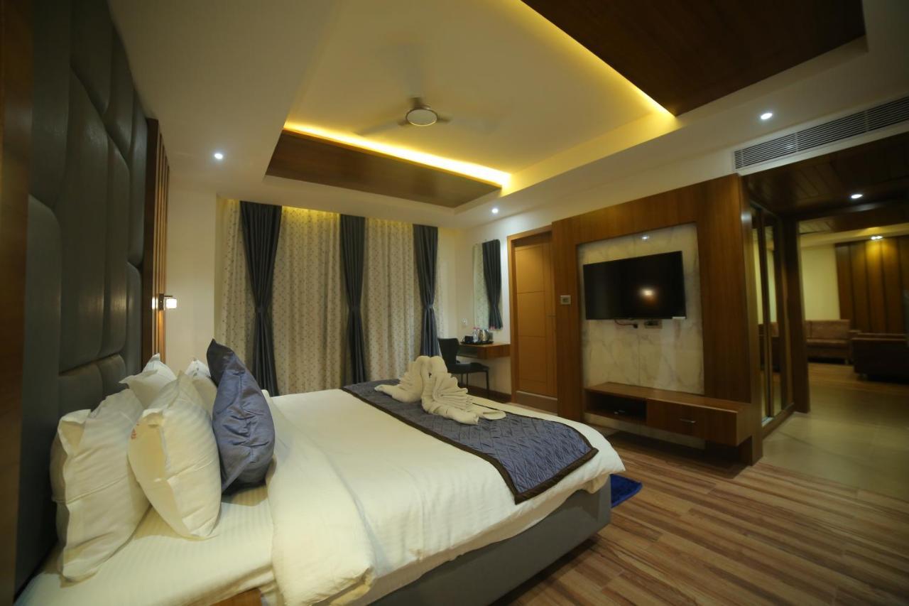 Hotel Sree Fortune Grand, Tadepalli Tadepalle Exterior foto