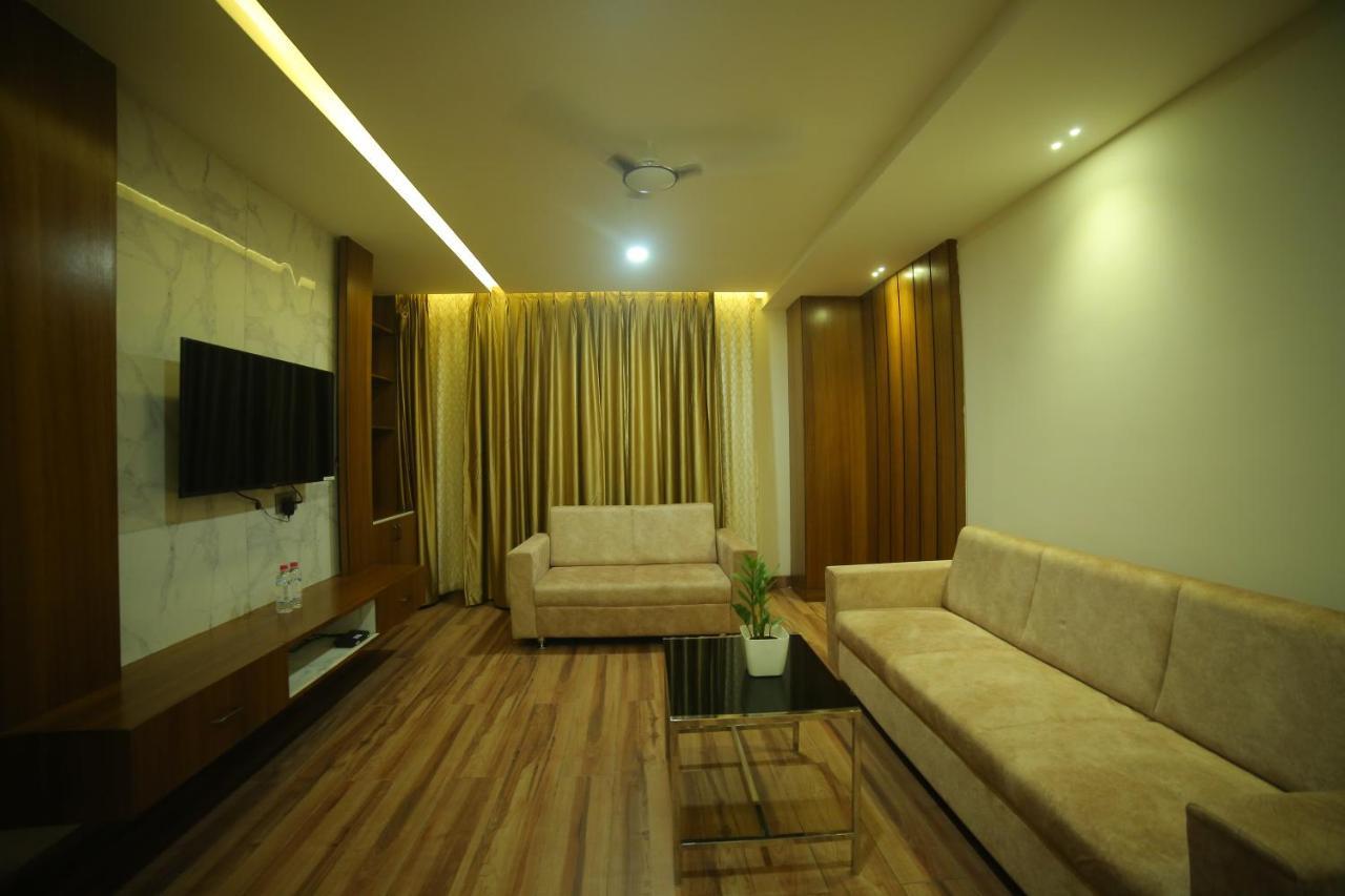 Hotel Sree Fortune Grand, Tadepalli Tadepalle Exterior foto