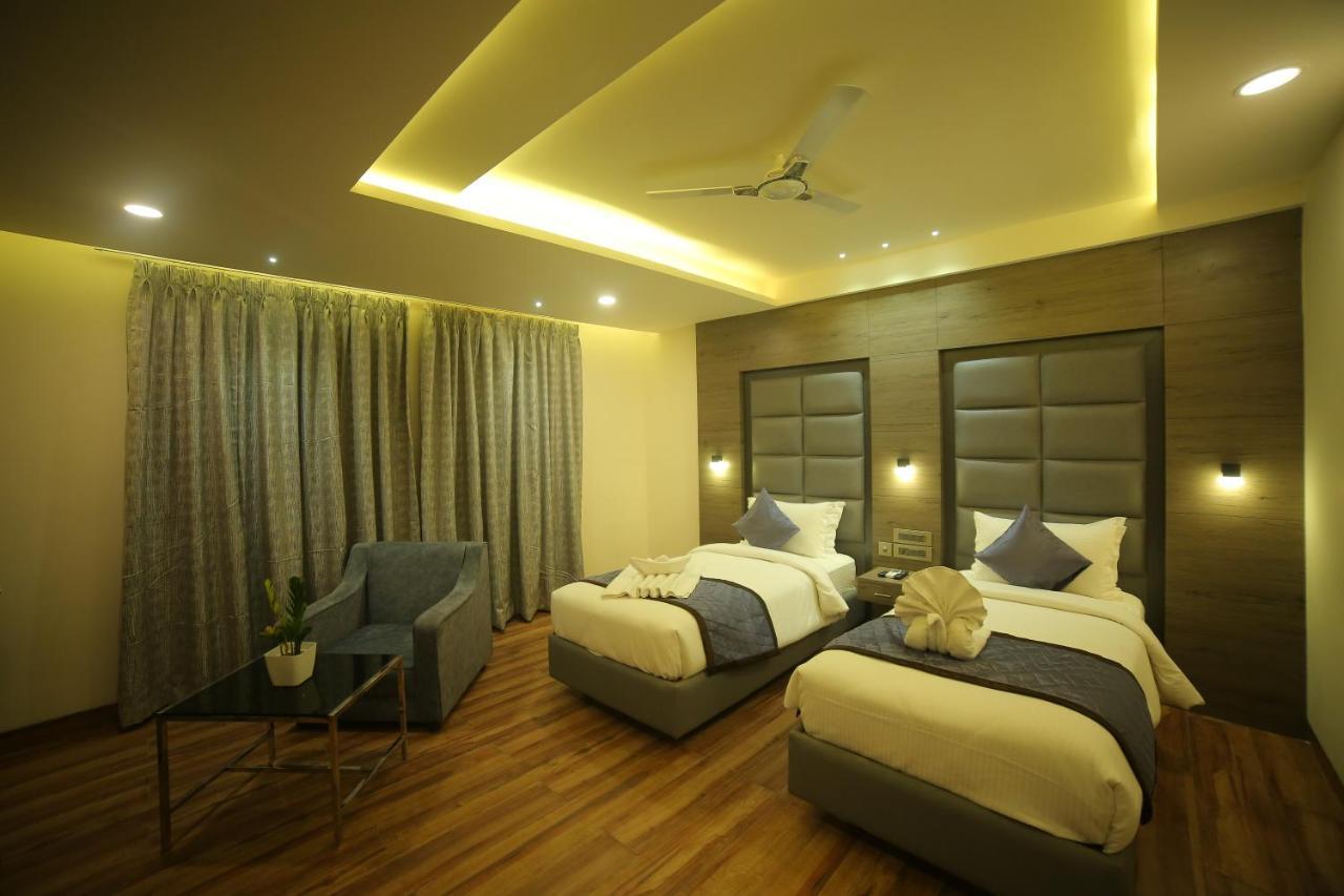Hotel Sree Fortune Grand, Tadepalli Tadepalle Exterior foto